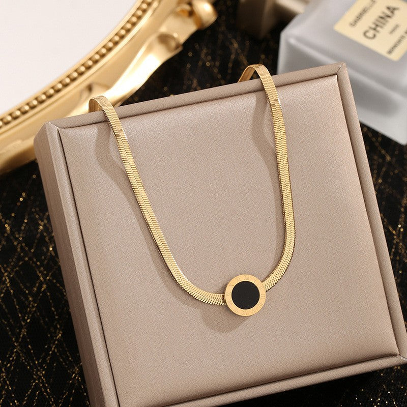 Women's Does Not Fade Temperament Entry Lux Necklaces