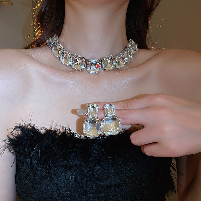 Palace Style Temperamental Minority Clavicle Chain Light Necklaces