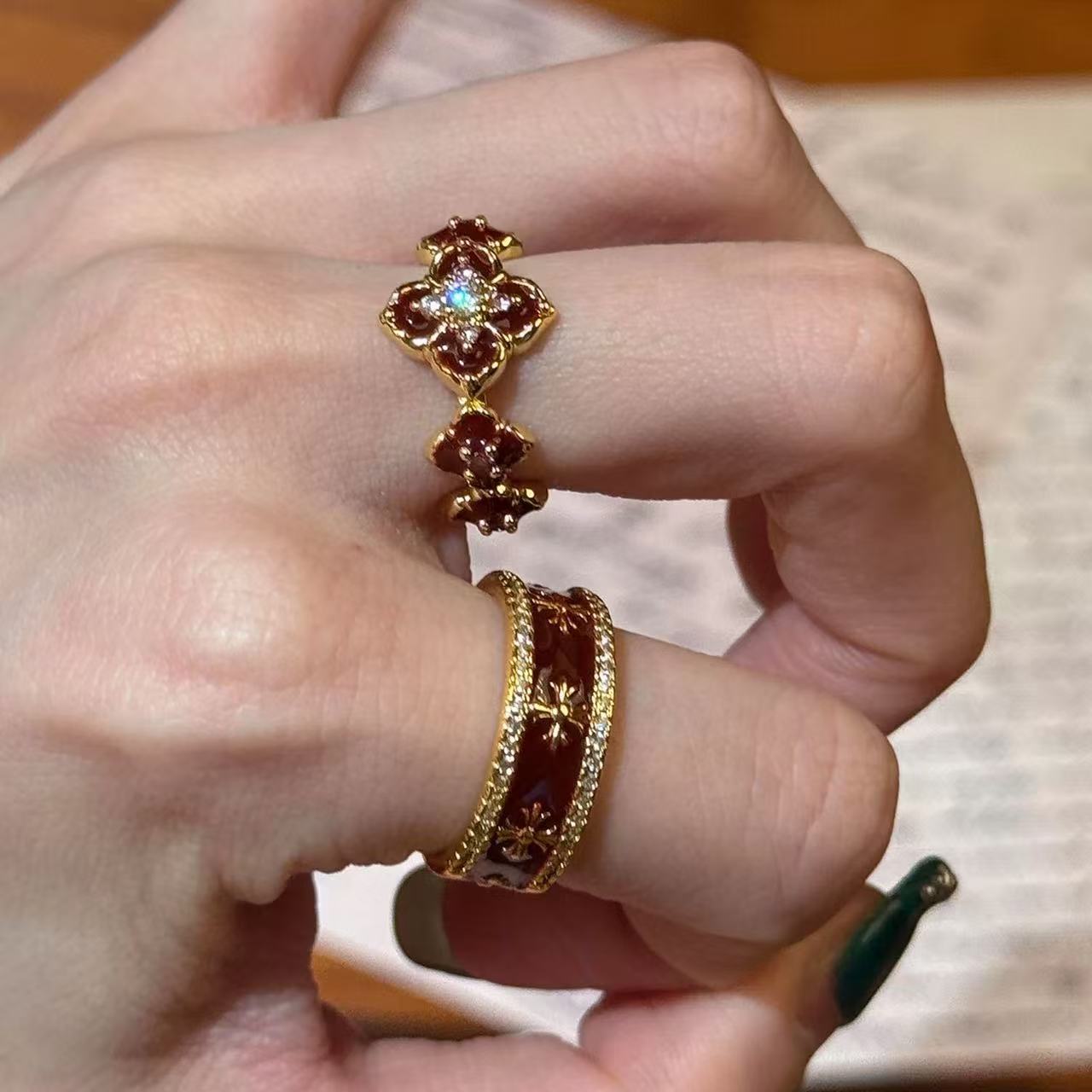 Women's Red Drip Glazed Flower-de-luce Light Luxury High-grade Cross Index Finger Rings