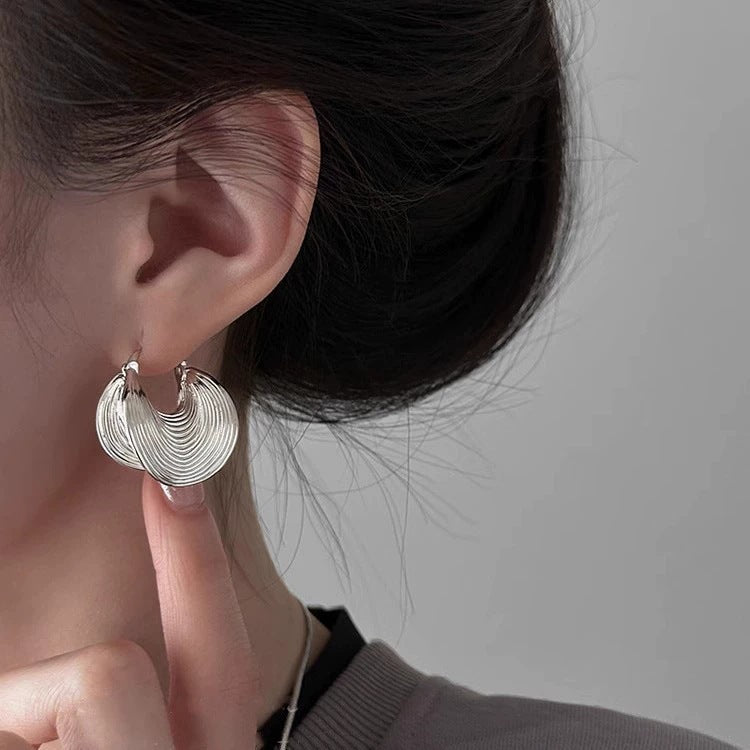 Style Knotted Tassel Special Hollow Female Retro Rings