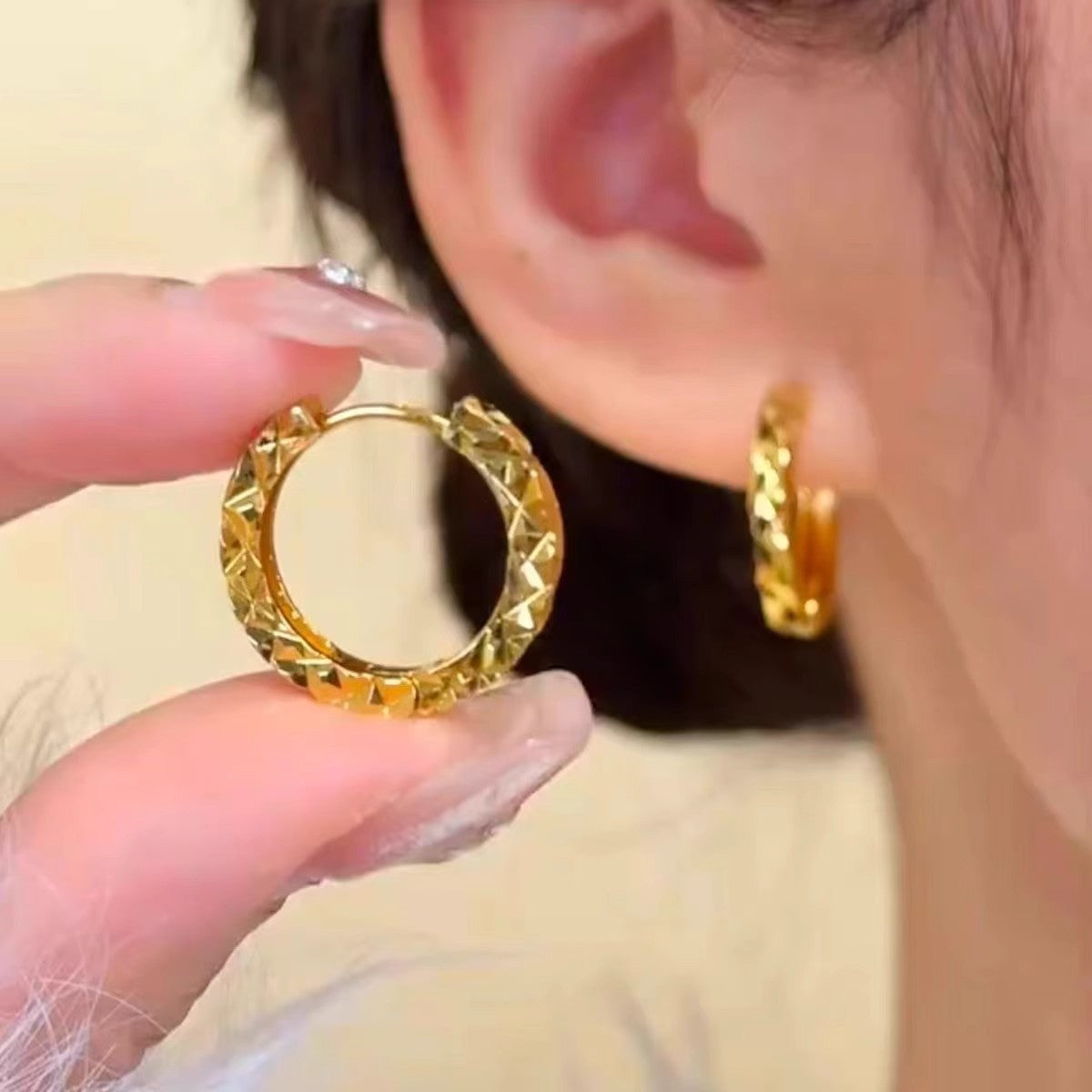 Ice Starry High Sense Carven Design Clip Ear Buckle