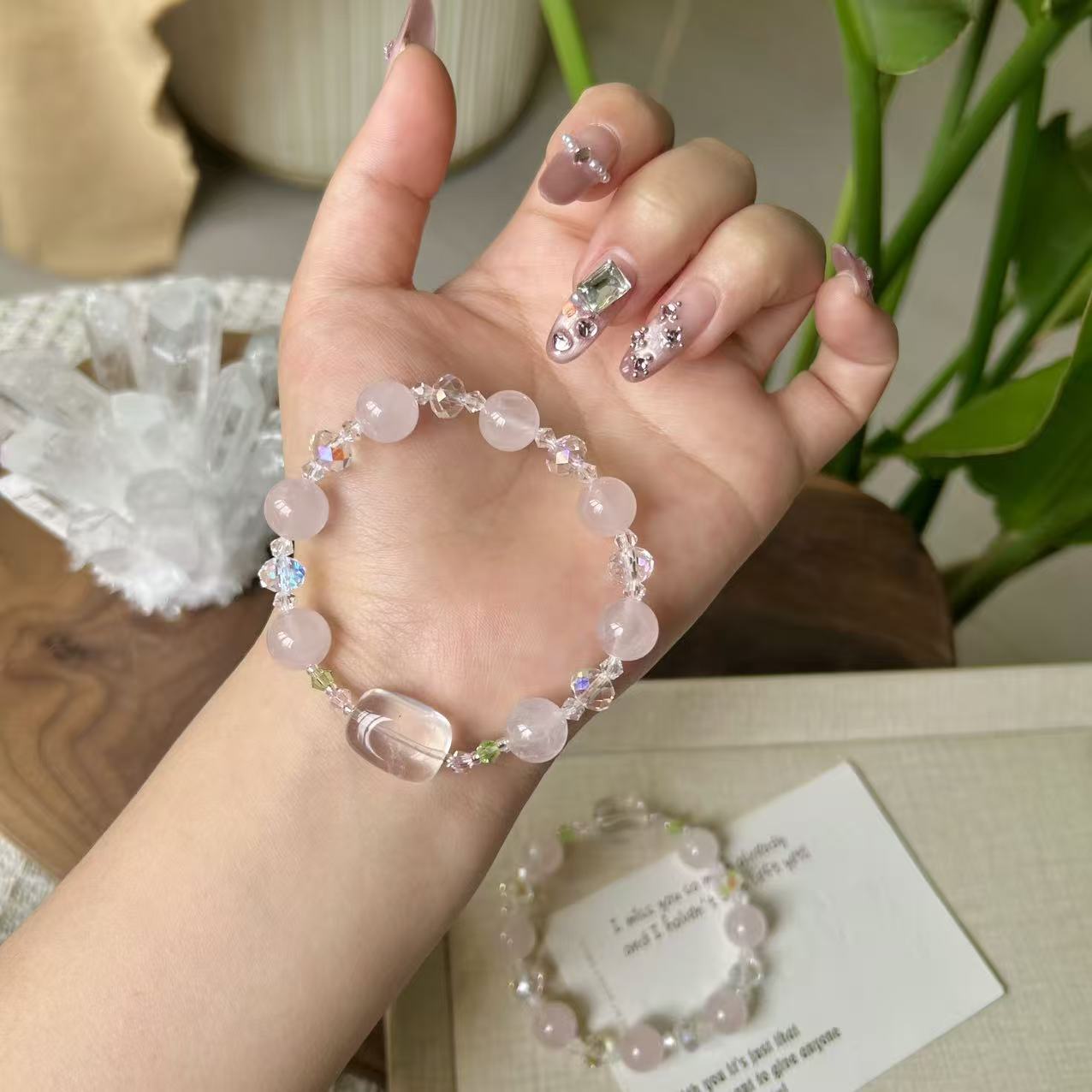 Pink Jade With Cut Crystal Gentle Fresh Bracelets