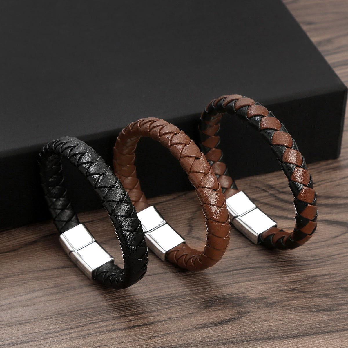 Men's Buckle Simple Woven Mixed Color Leather Bracelet
