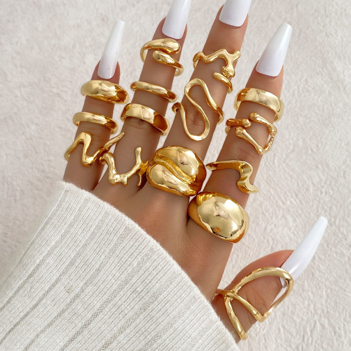Women's Exaggerated Personalized Gold Irregular Oval Heart-shaped Open Rings