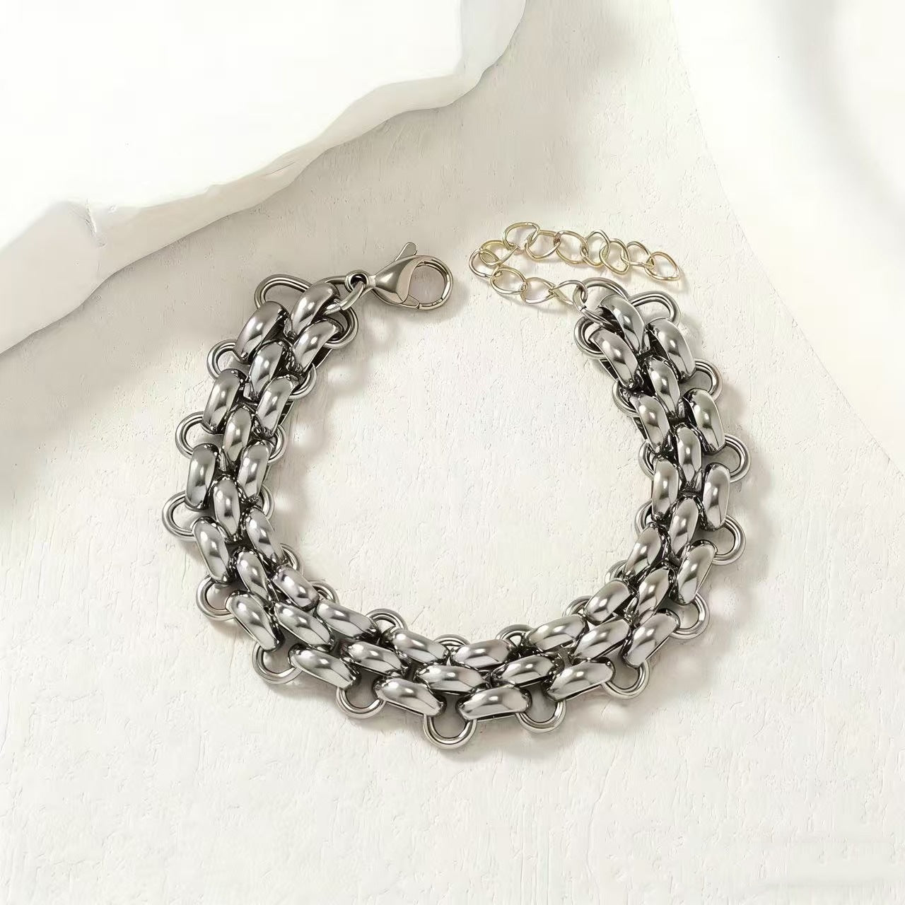 Versatile Vintage Personality Chain Fashion Design Bracelet