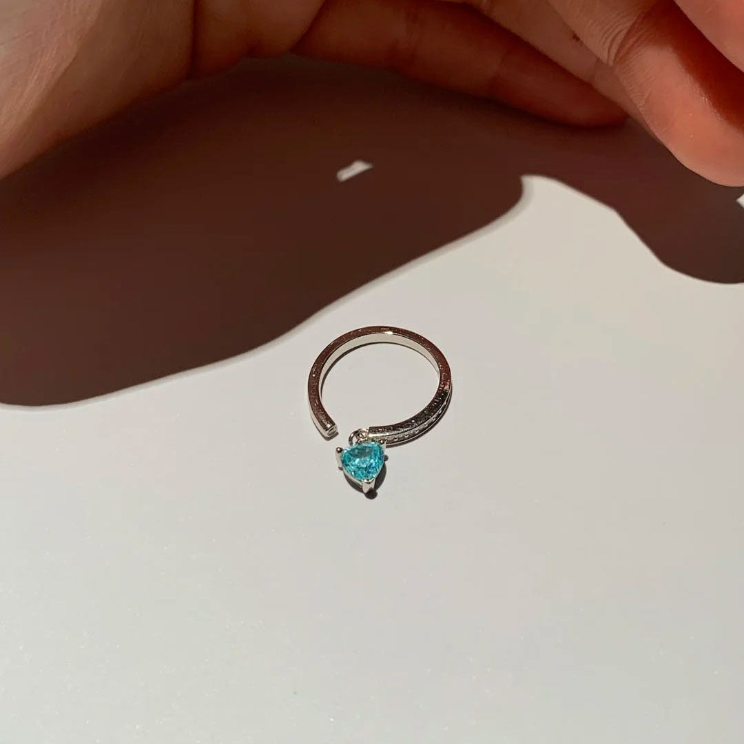 Cultivate Love Tail Mint Green Exquisite Niche Tassel Ring