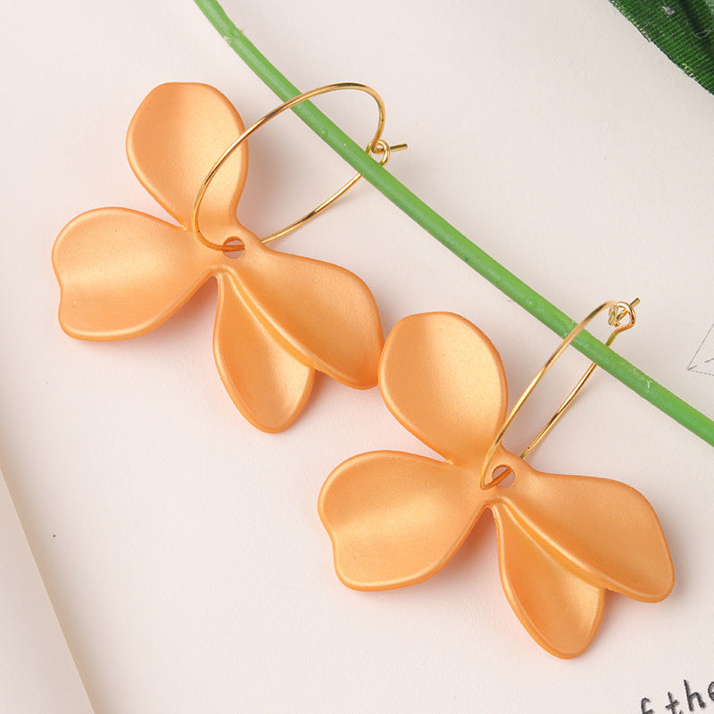 Women's Multicolor Irregular Petals Fashion Acrylic Eardrop Earrings