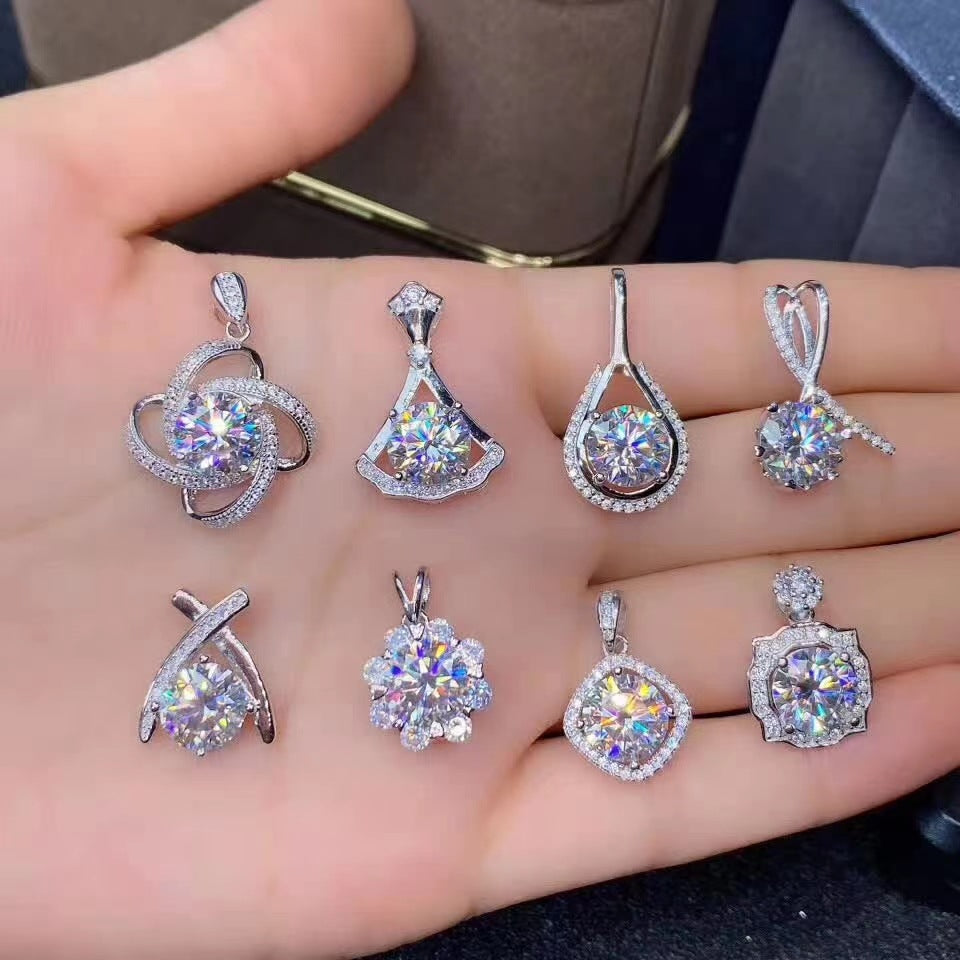 Imitation Imported Color Moissanite Plated Eight Pendants