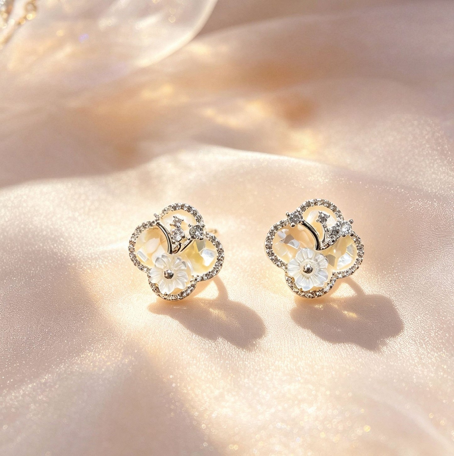 Women's Inlaid Natural Shell Light Luxury Sense Versatile Niche Stud Earrings