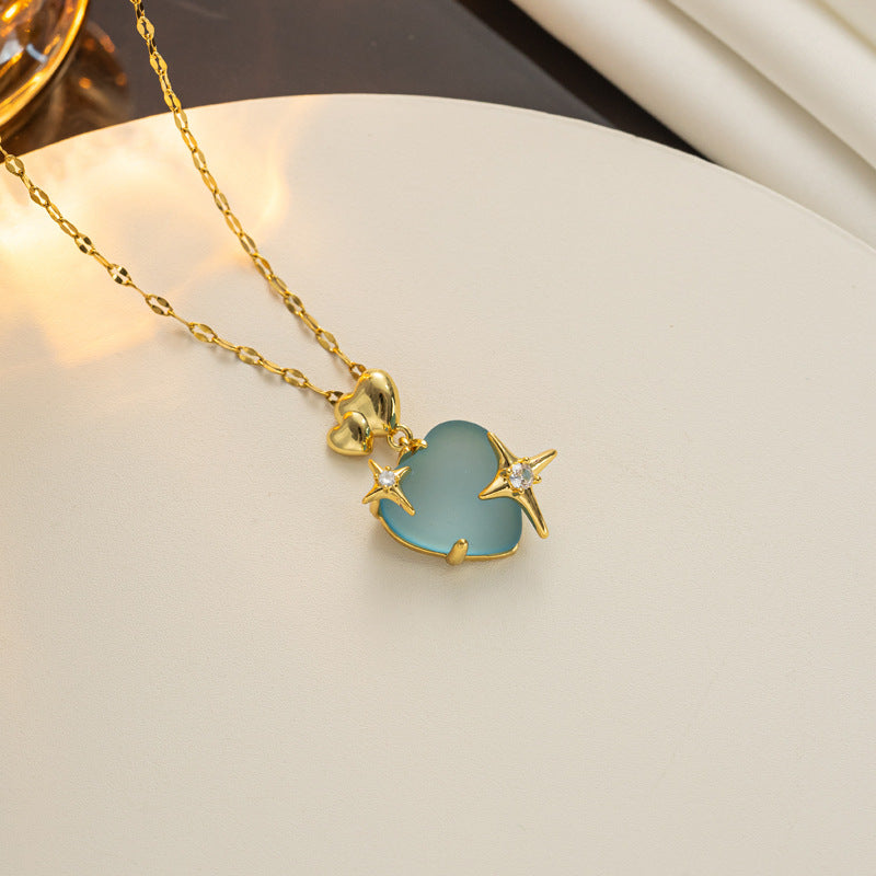 Design High-grade Light Luxury Titanium Steel Heart Flowers Necklaces