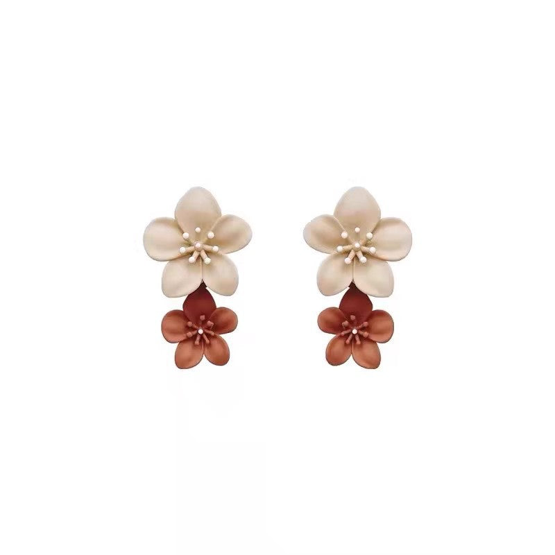 Design Contrast Color Painted Flower Personality Minimalist Stud Earrings
