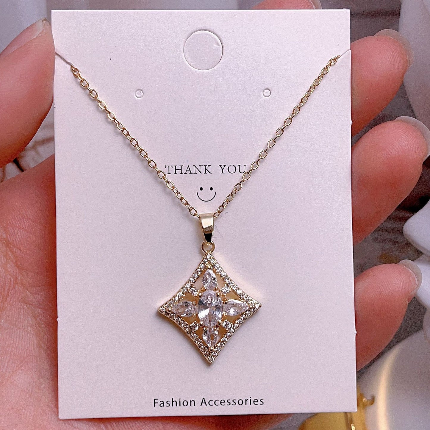Women's Fashion Simple Love Design Light Luxury Necklace