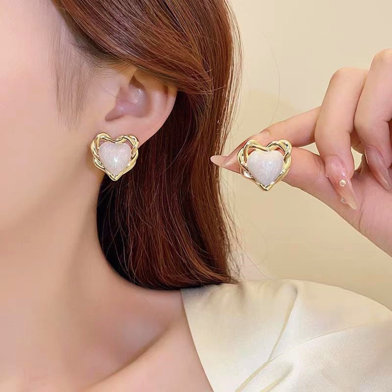 Women's Fashion Style Pearl Exquisite Versatile High-grade Ear Earrings