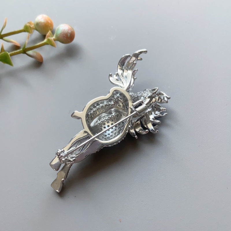 Women's & Men's Diamond Horse Brooch Zodiac Corsage Temperament Wild Brooches