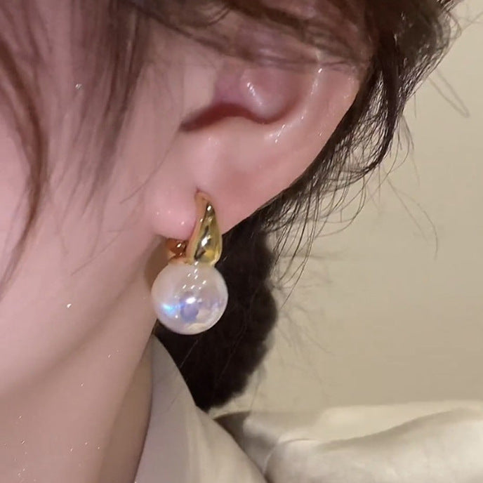 French Style Mermaid Pearl Design High-grade Geometric Ear Buckle