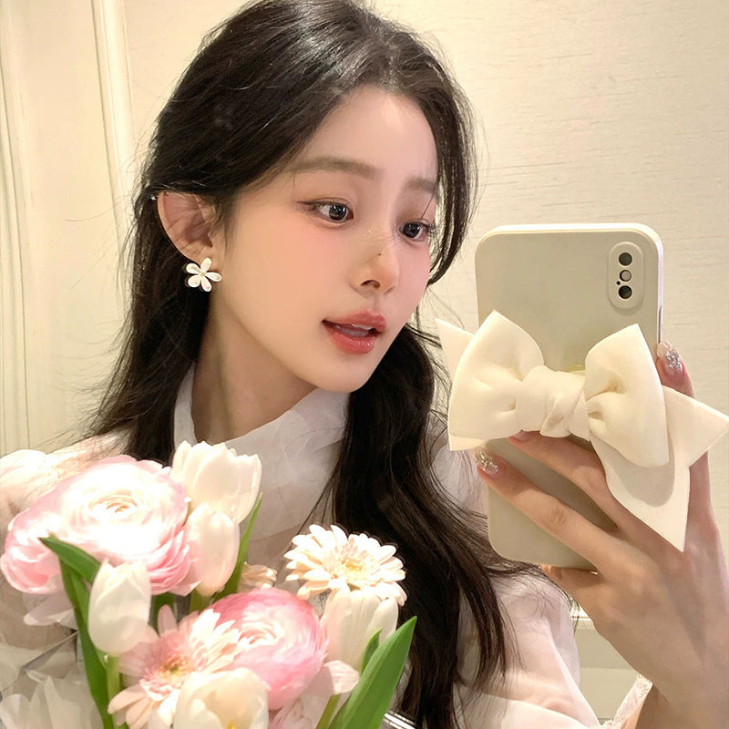 Daisy Flower Sweet Temperament Entry Lux High-grade Texture Korean Earrings
