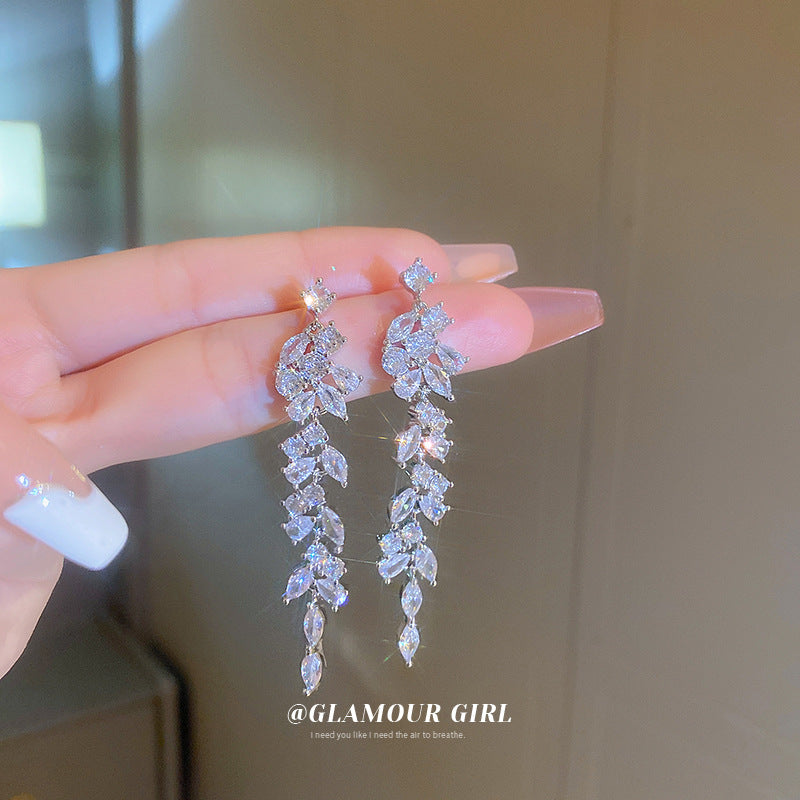 Women's Sier Needle Zircon Leaves Long Fringe Niche Design Eardrops Rings