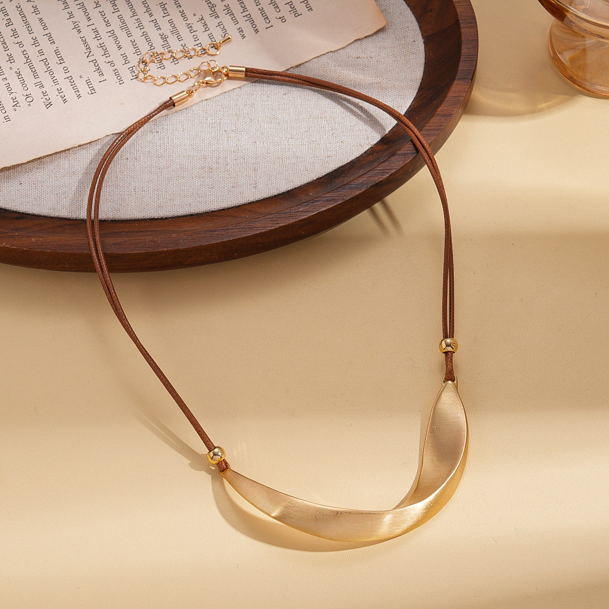 Clavicle Chain Temperament Trend Retro Easy Necklaces