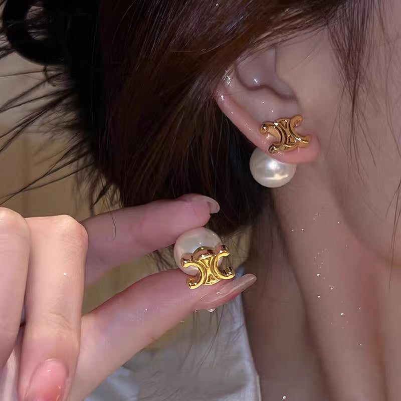 Charming Women's Bow Pearl Light Luxury Earrings