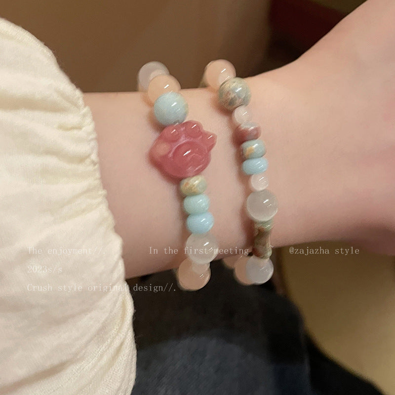 Cat's Paw Contrast Color Stone Cute Bracelets