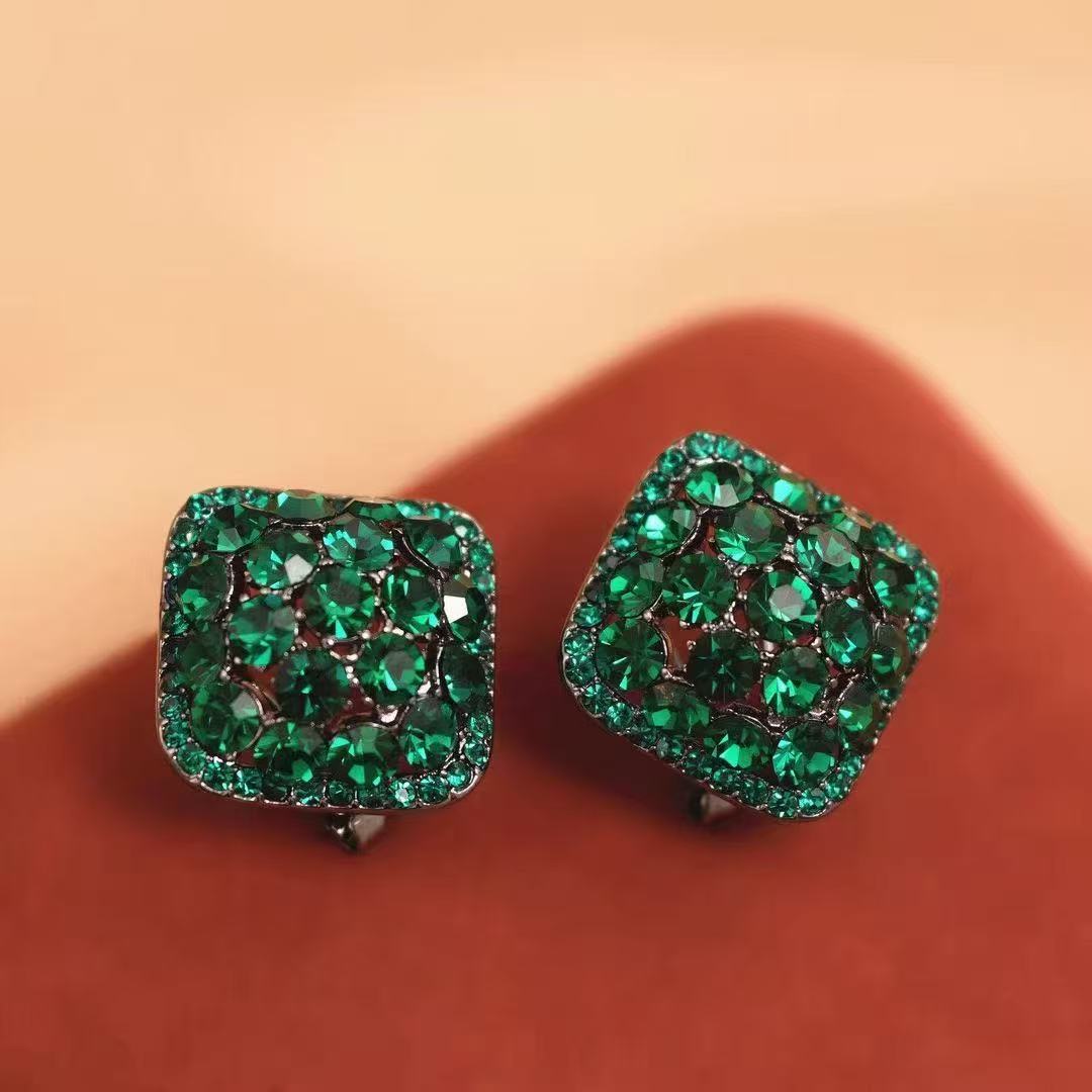 Ear Clip Female Affordable Luxury Fashion Graceful Niche High-grade Earrings