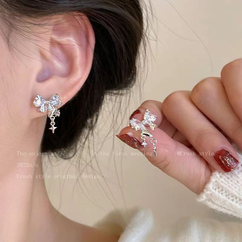 Women's Korean Style Sier Needle Elegant Pearl Love Heart Flowers Earrings