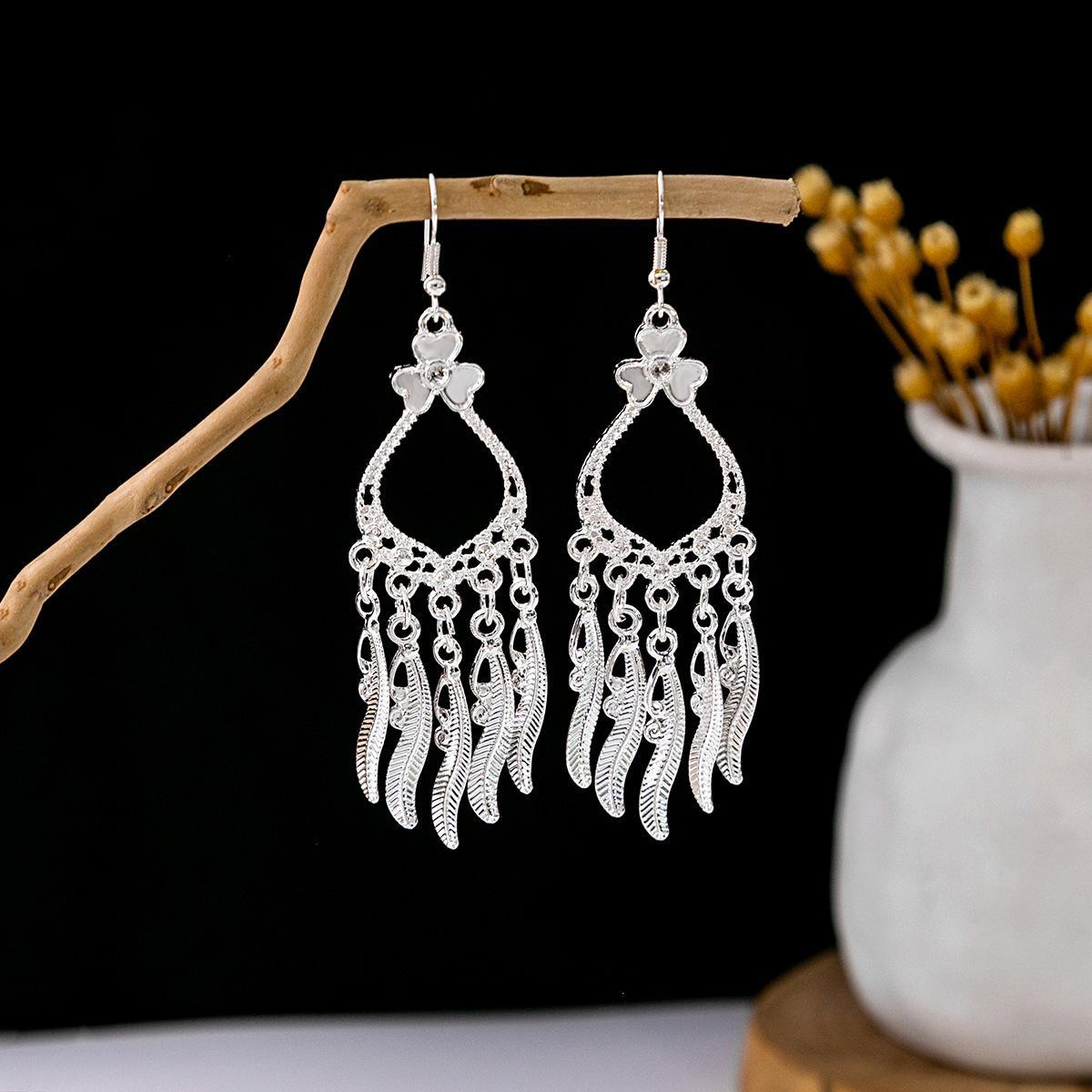 Miao Sier Personality Hollow Out Leaf-shaped Fashion Earrings