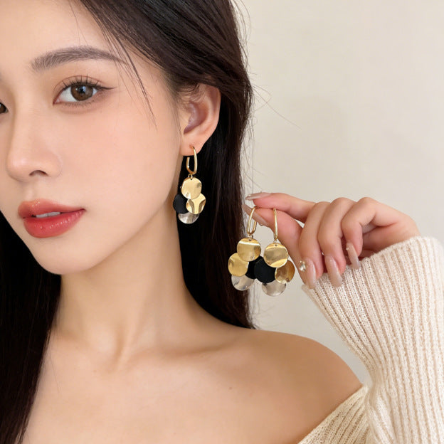Warping Sequins Circle Ear Fashion Design Sense Earrings