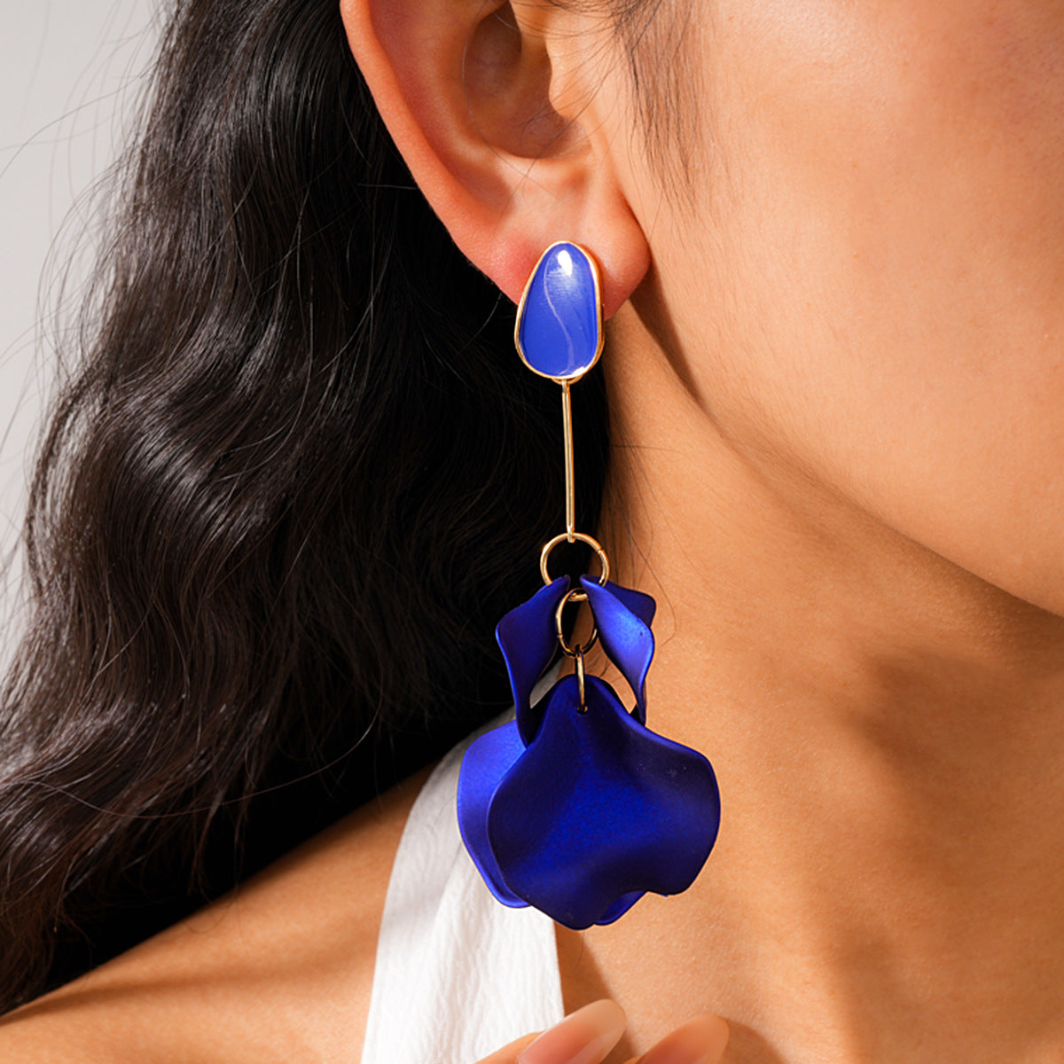 Acrylic Petal Fringe Ear Fashion High-key Dignified Light Luxury Earrings