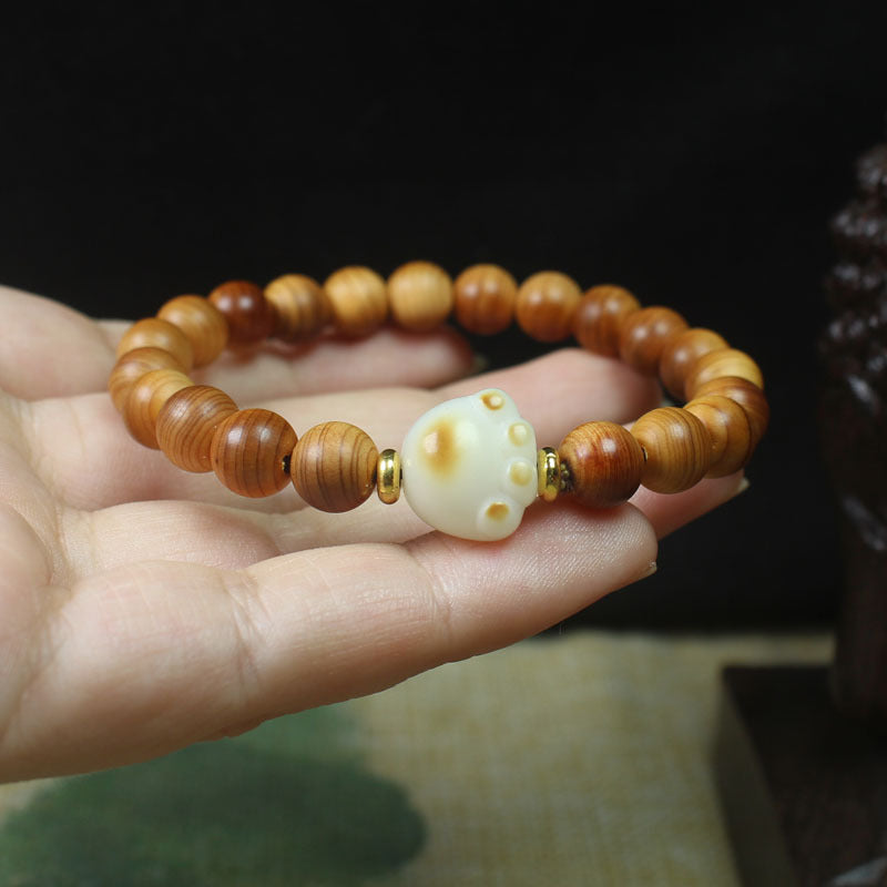 Women's & Men's Cypress Aged Charcoal Cat Paw Style Mori Bracelet
