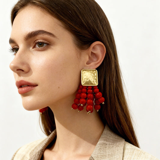 Women's Retro Red Wooden Bead High-grade Light Luxury Holiday Atmosphere Earrings