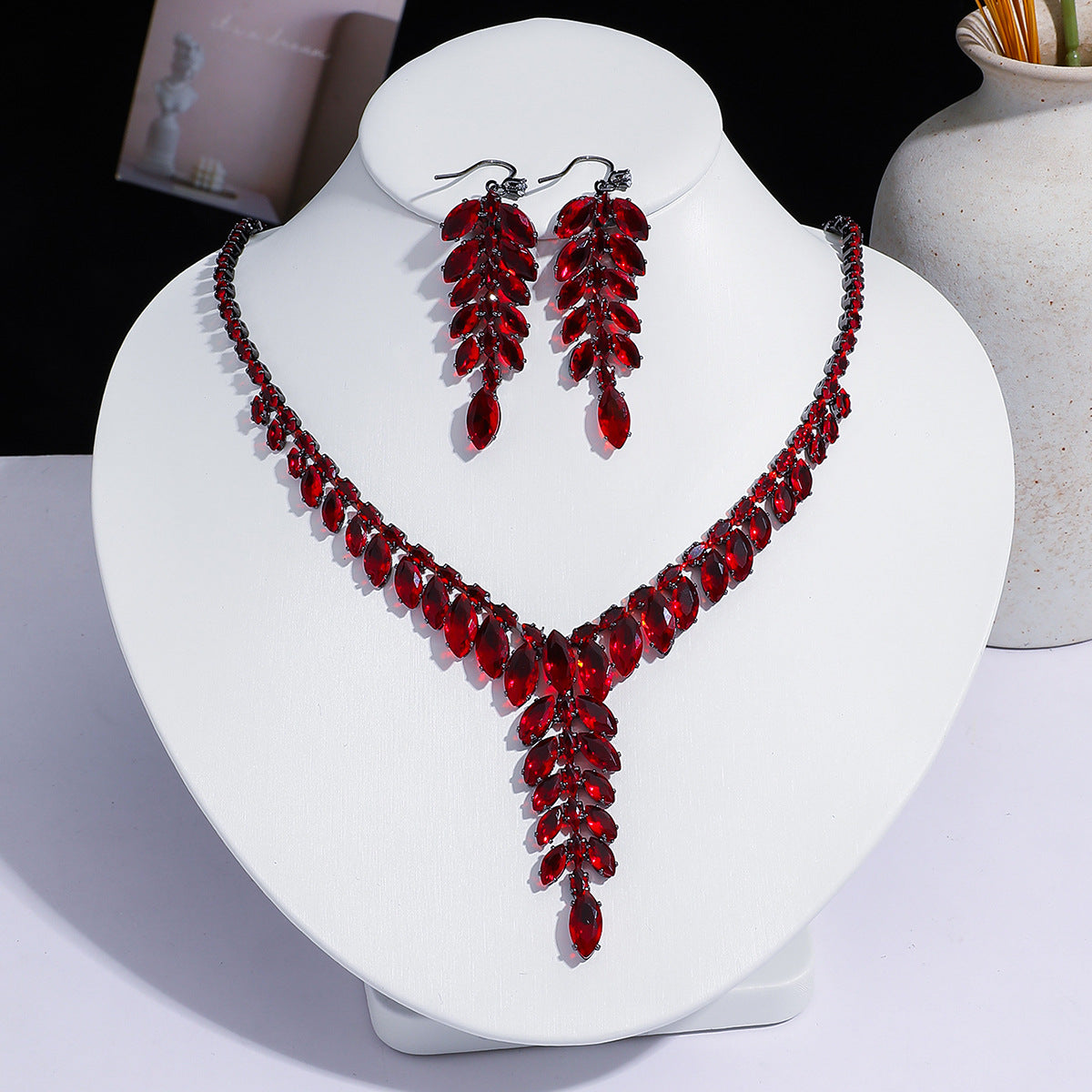 Fashion Trend Zircon Green Butterfly Tassel Necklace