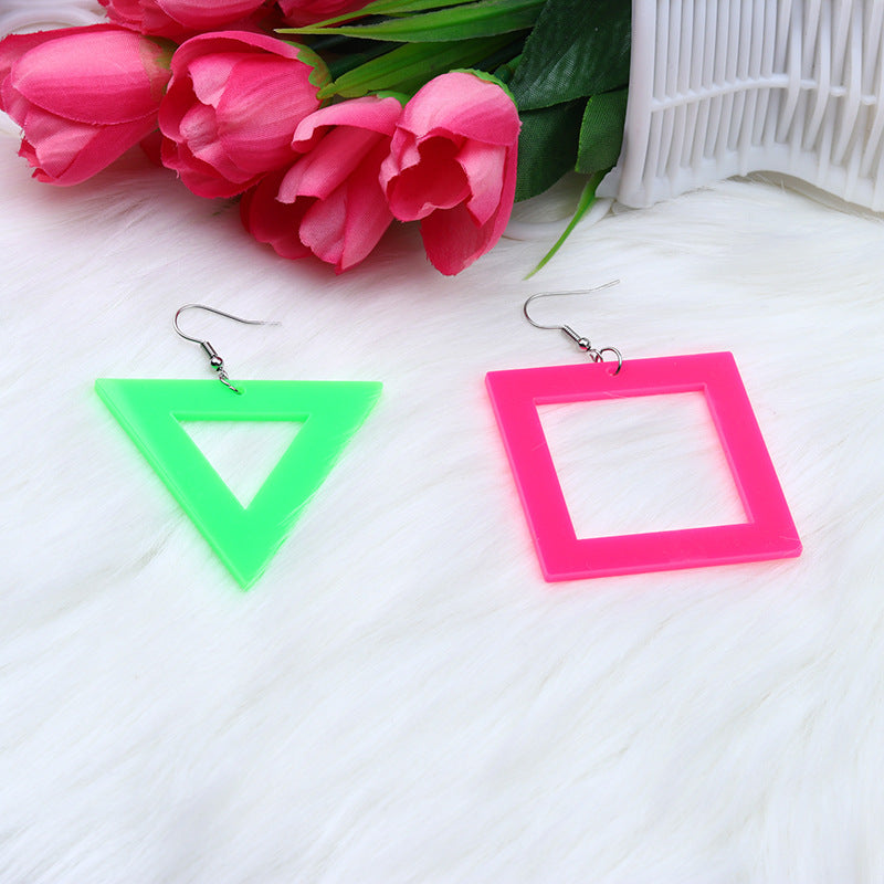 Women's Hollow Flower Simple Fresh Popular Triangle Earrings