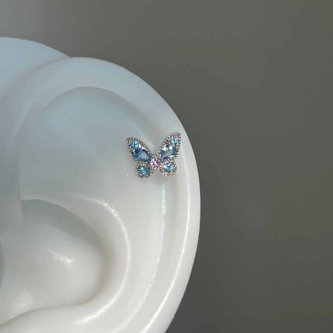 Flash Color Small Butterfly Ear Sleep Bath No Earrings