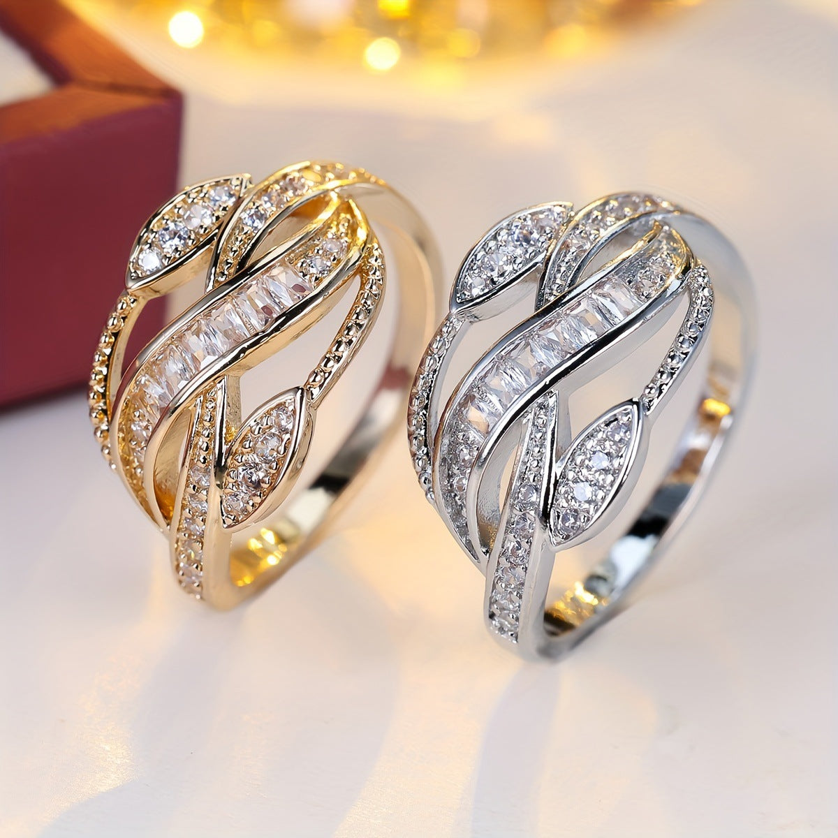Luxury High-grade Full Inlaid Synthetic Zircon Super Flash Fashion Engagement Rings