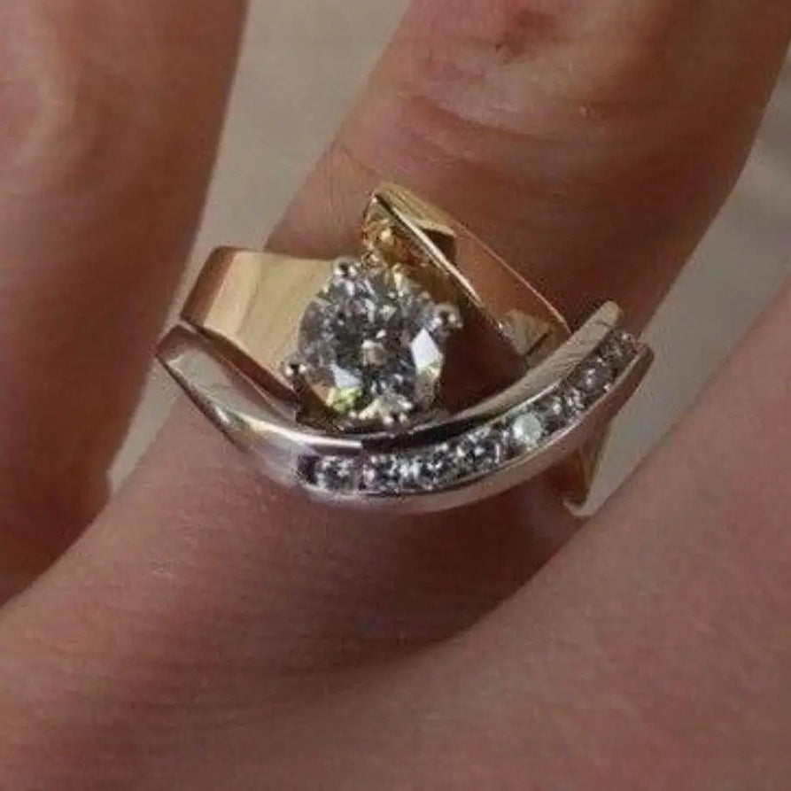 Women's Twisted Arm Diamond Retro Affordable Luxury Design Sense Rings
