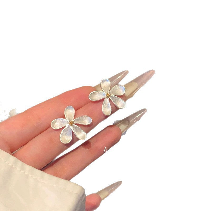 Daisy Flower Sweet Temperament Entry Lux High-grade Texture Korean Earrings