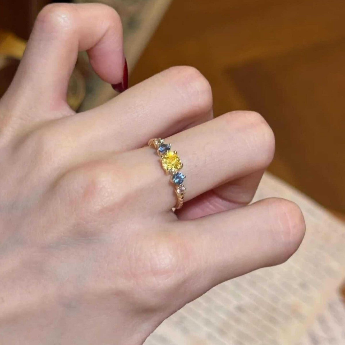 Color Zircon Design Light Luxury High Sense Party Index Finger Rings