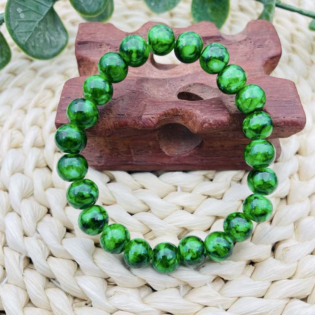 Women's & Men's Fresh Imitation Jade Dry Green Glass Paint Optimization Effect Fashion Bracelets