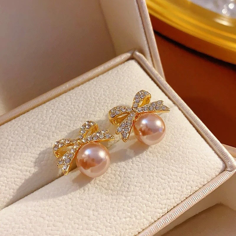 Diamond Bow Large Pearl Female Niche Design Fashion Exquisite Versatile Earrings