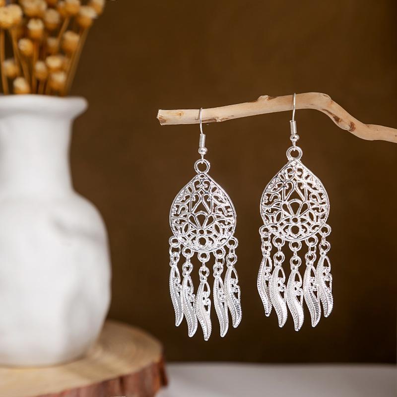Miao Sier Personality Hollow Out Leaf-shaped Fashion Earrings