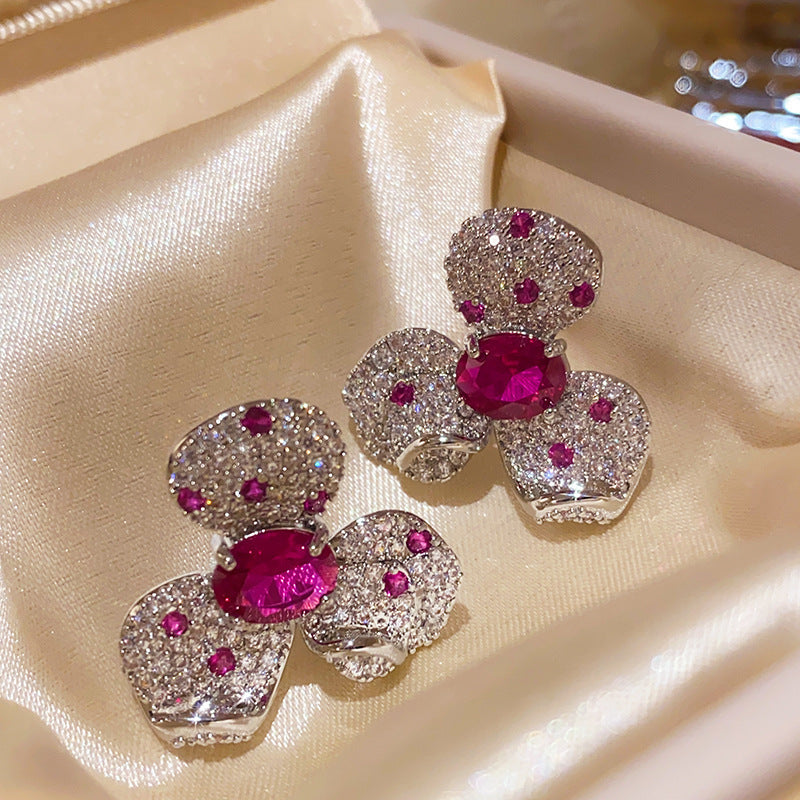 Women's Geometric Flowers Ear Light Luxury Minority Fashion Necklaces