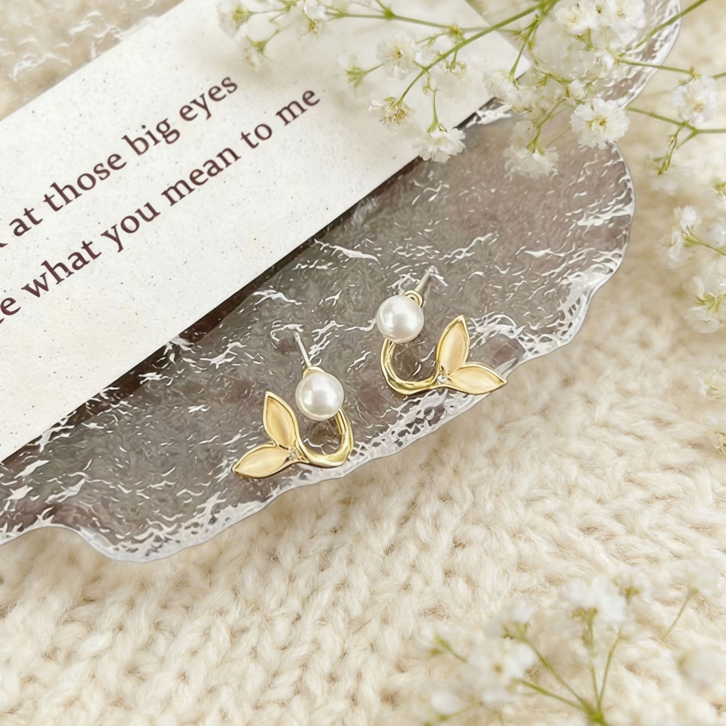Style Elegant Dolphin Tail Pearl Female Niche Earrings