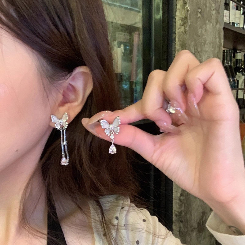 Women's Sier Needle Fresh Flower For Light Luxury Minority High-grade Pearl Stud Earrings