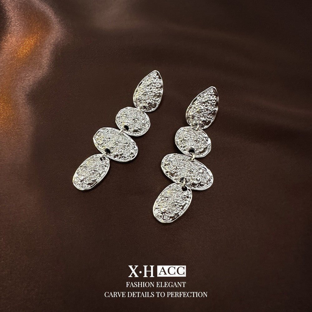 Fashionable Metal Texture Light Luxury Simple Earrings