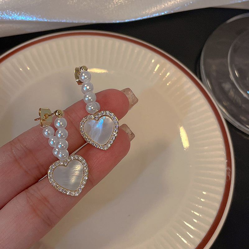 Women's Pearl Flower Fashionable High-grade French Entry Earrings