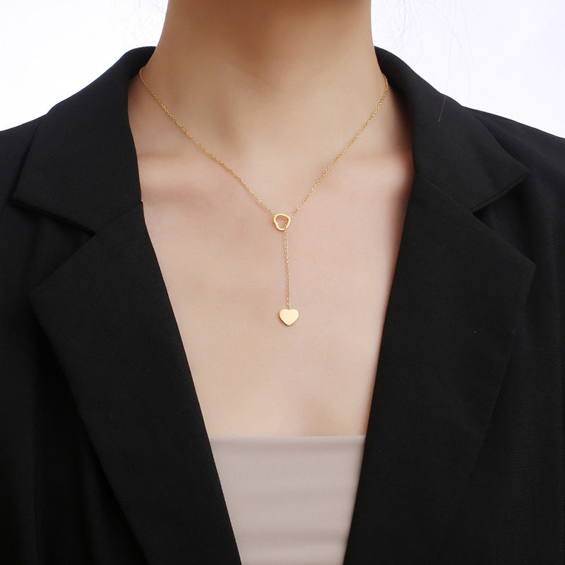 Peach Heart Hollow Tassel Titanium Steel Clavicle Chain Female Simple Pendants