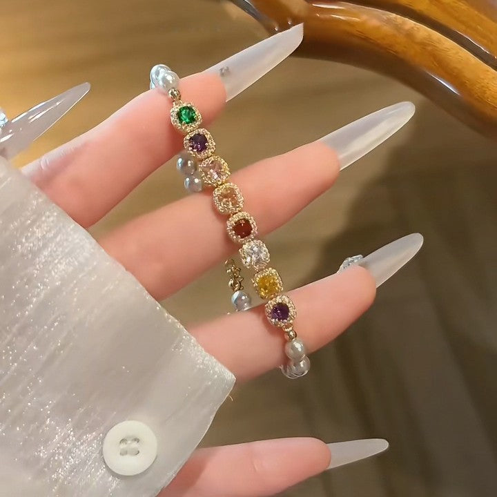 With Diamond Round Exquisite Fashion Retro Unique Design Light Luxury Bracelets
