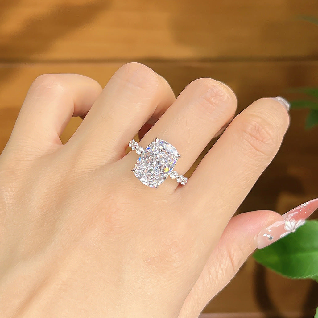 High Carbon Diamond Open Luxurious Simple Atmospheric Index Ring