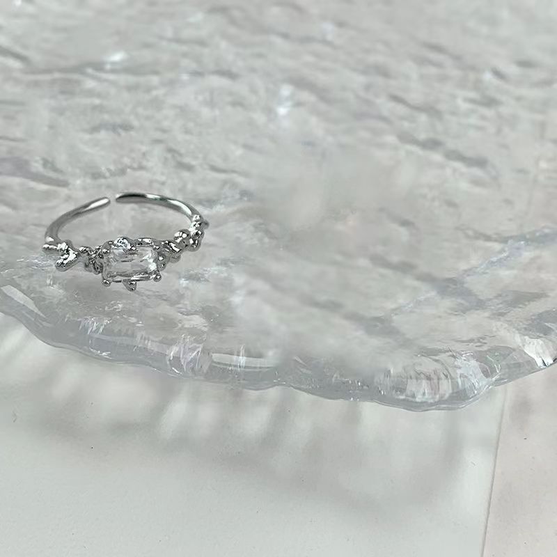Women's Luxury Design Sense Niche Exquisite Cold Style Rings